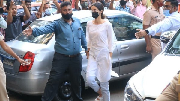  কেন বসছেন না অনন্যা আজ?