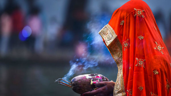 ছটপুজোয় দুদিন ছুটি রাজ্য সরকারি কর্মীদের ছটপুজোয় দুদিন ছুটি রাজ্য সরকারি কর্মীদের