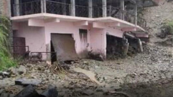  প্রধানমন্ত্রীর সঙ্গে আলোচনা