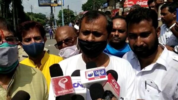 সার্টিফিকেট হাতে পাওয়ার অপেক্ষায় তৃণমূল সার্টিফিকেট হাতে পাওয়ার অপেক্ষায় তৃণমূল