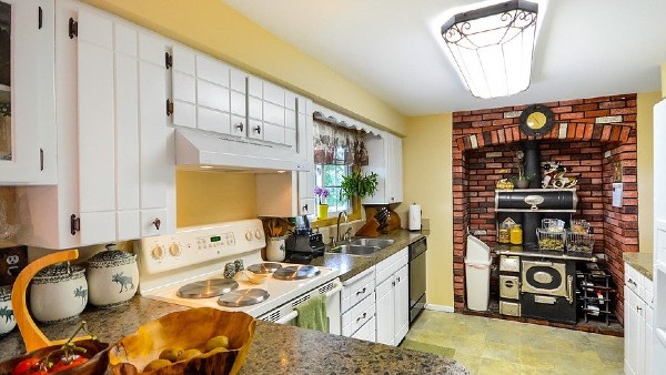 এঁটো বাসন রাখবেন না এঁটো বাসন রাখবেন না