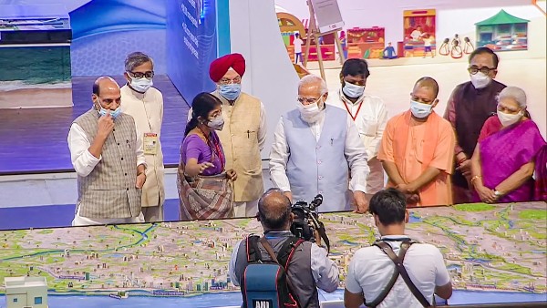 ৭৫ টি হাইভোল্টেজ প্রকল্প ৭৫ টি হাইভোল্টেজ প্রকল্প