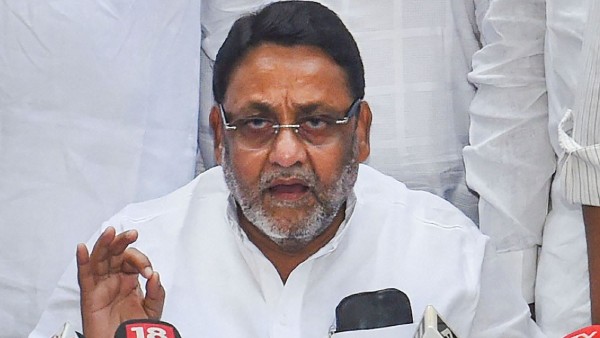সমীর ওয়াংখেড়ের পরিবারকে আক্রমণ সমীর ওয়াংখেড়ের পরিবারকে আক্রমণ