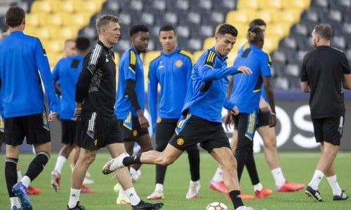  ক্রিশ্চিয়ানো রোনাল্ডোর মুকুটে নতুন পালক