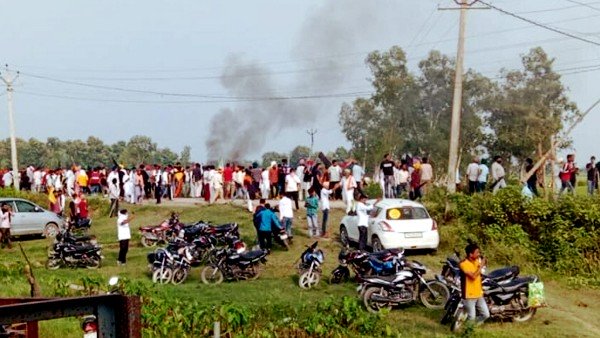 মন্ত্রী পুত্রের হাজিরা মন্ত্রী পুত্রের হাজিরা