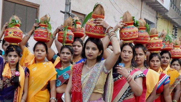 কালো রঙের পোশাক পরবেন না কালো রঙের পোশাক পরবেন না