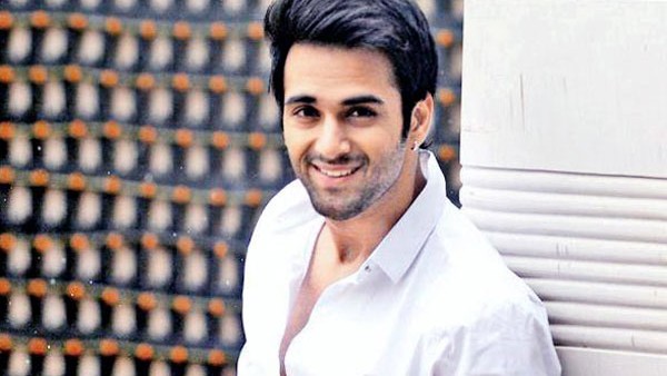  পুলকিত সম্রাট