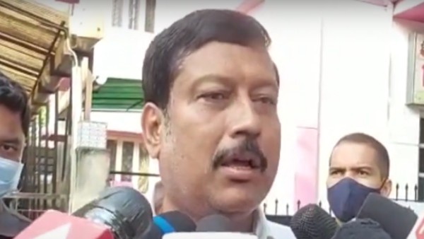 দুর্গাপুজো নিয়ে বঙ্গ বিজেপি নেতৃত্বের বিরুদ্ধে কটাক্ষ সব্যসাচীর