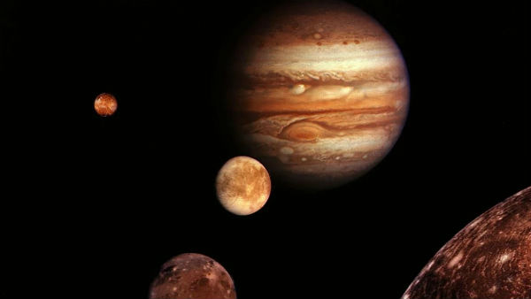 তারার মৃত্যুর লাল দৈত্য দশায় মহাজাগতিক আলো