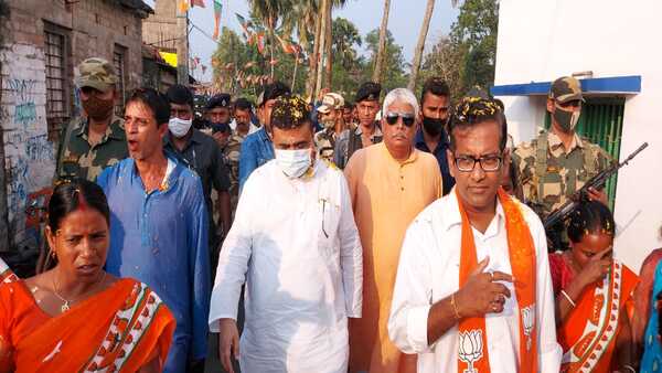 রামচন্দ্রের আশীর্বাদে তিনি মাঠে