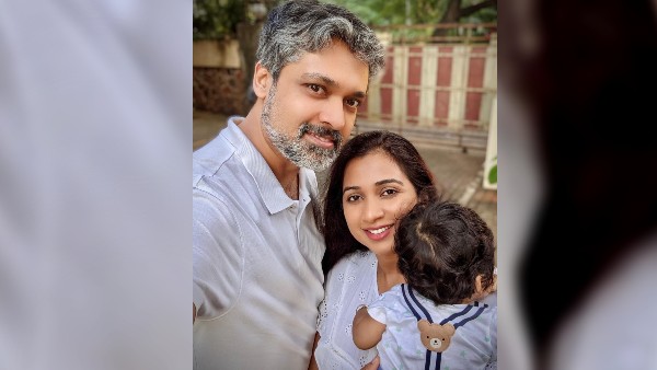  মহামারির মধ্যেই গর্ভাবস্থা কাটে গায়িকার