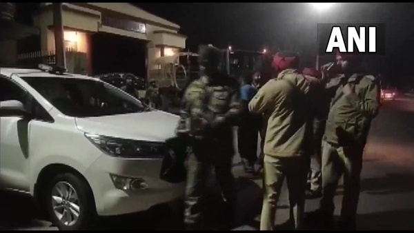 এলাকায় জারি সতর্কতা এলাকায় জারি সতর্কতা