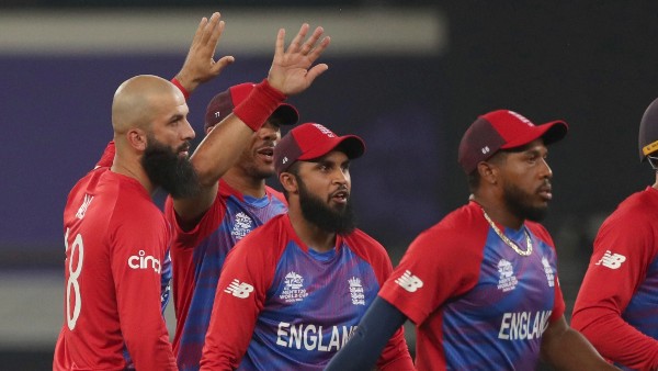 অলরাউন্ডার: মার্কস স্টইনিস এবং মঈন আলি 