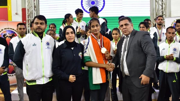 বিশ্ব কিকবক্সিং চ্যাম্পিয়নশিপে সোনা, তাও কোনও সরকারি সহায়তা নেই বিহারের মেয়ের বিশ্ব কিকবক্সিং চ্যাম্পিয়নশিপে সোনা, তাও কোনও সরকারি সহায়তা নেই বিহারের মেয়ের