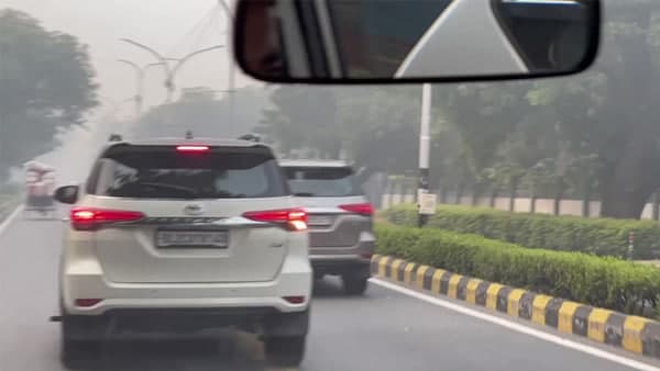 সাধারণ মানুষের সঙ্গেই এগিয়ে চললেন মোদী 