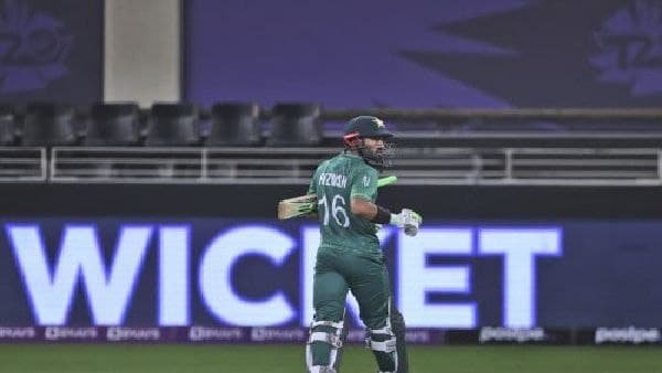 আইসিইউতে কাটিয়ে মাঠে ফিরেই চমক রিজওয়ানের