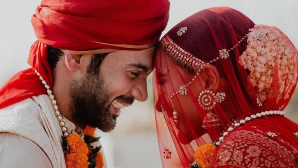 চন্ডীগড়ের বিলাসবহুল হোটেলে বিয়ে 