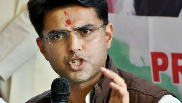 পাইলট ঘনিষ্ঠদের জায়গা! 