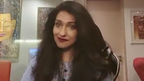 অভিনেত্রীর ঝুলিতে একাধিক সিনেমা