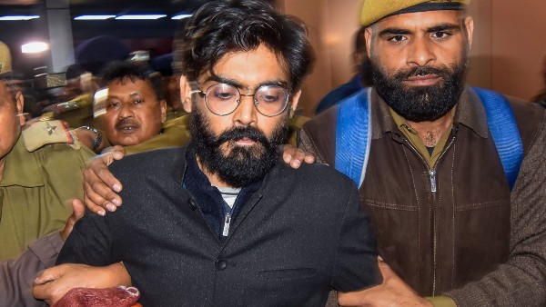 আলিগড় কাণ্ডে ক্লিনচিট সার্জিল ইমামকে, জামিন মঞ্জুর করল এলাহাবাদ হাইকোর্ট আলিগড় কাণ্ডে ক্লিনচিট সার্জিল ইমামকে, জামিন মঞ্জুর করল এলাহাবাদ হাইকোর্ট