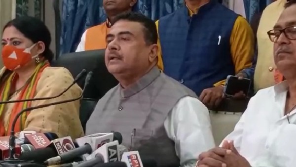 বিধানসভায় বিএসএফ ও মহিলাদের অপমান বিধানসভায় বিএসএফ ও মহিলাদের অপমান