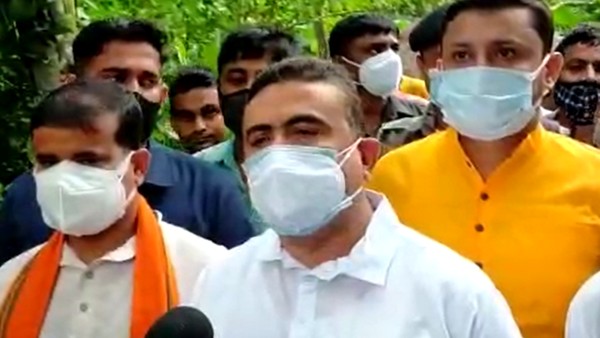 কেন্দ্রের টাকায় দানছত্র, অভিযোগ দিলীপেরও