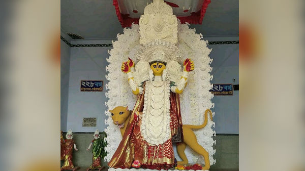 ‌চন্দননগরে দুর্গাপুজো