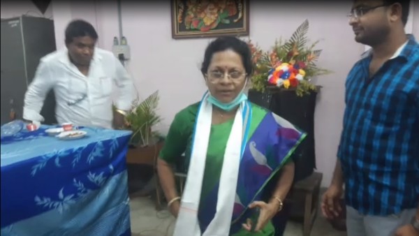 টিকিট দেওয়া হবে না অস্বচ্ছদের টিকিট দেওয়া হবে না অস্বচ্ছদের