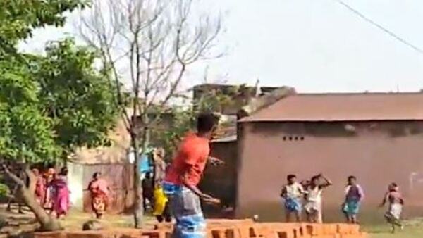 দুর্নীতির অভিযোগের পর্যবেক্ষণে উত্তেজনা