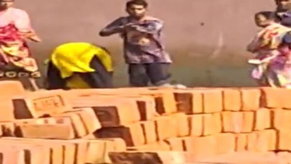 ইটবৃষ্টি থেকে গুলি-বোমা ছিল সবই