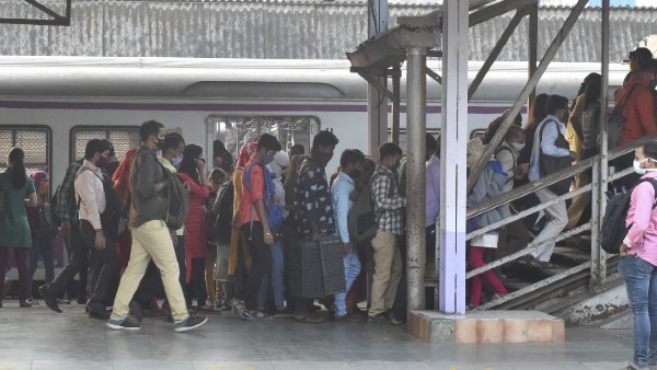বান্দ্রা ও গোরখপুরের মধ্যে