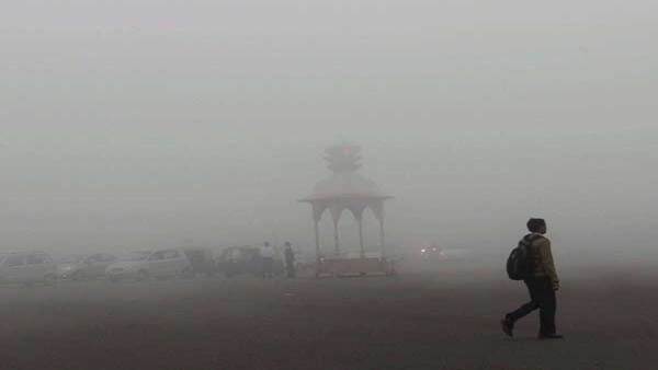 ঘন থেকে অতি ঘন কুয়াশার পূর্বাভাস 