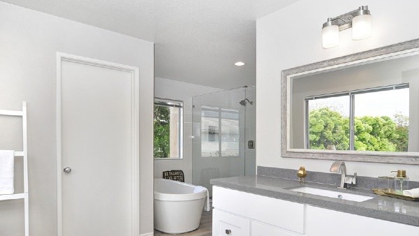 কাঠের দরজা কাঠের দরজা