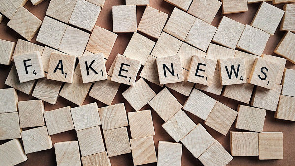 পুতিনের সঙ্গে হিটলারের ছবি একত্রিত