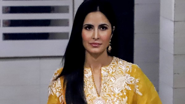 ক্যাটরিনা কাইফ তাঁকে শুভেচ্ছা জানিয়েছেন ক্যাটরিনা কাইফ তাঁকে শুভেচ্ছা জানিয়েছেন