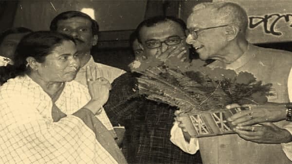 জ্যোতি বসু ভাল, বুদ্ধদেব ভট্টাচার্য খারাপ