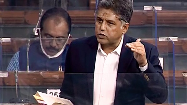 টুইটে কী লিখেছেন মণীশ? টুইটে কী লিখেছেন মণীশ?