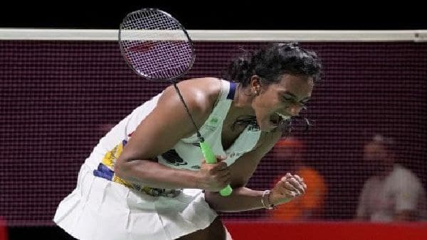 সিন্ধু গর্জন থামল ফাইনালে! ওয়ার্ল্ড ট্যুর ফাইনালস খেতাব এবার অধরাই বিশ্বচ্যাম্পিয়ন ভারতীয় শাটলারের
