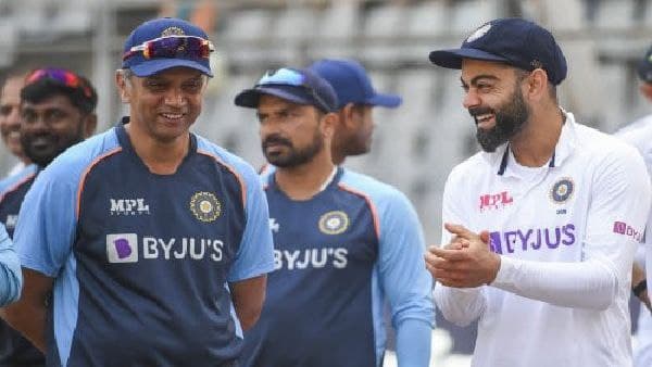 একপেশে নয়