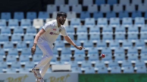 সেঞ্চুরিয়নে শামি-সিরাজের দাপটে চাপে দক্ষিণ আফ্রিকা