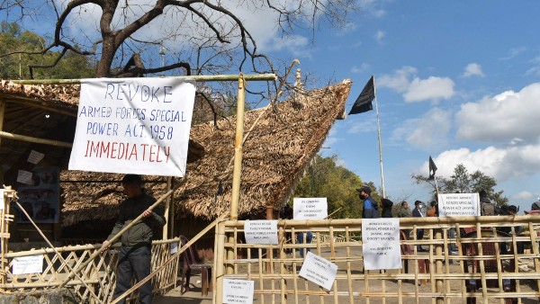 সেনাদের জিজ্ঞাসাবাদের অনুমতি সেনাদের জিজ্ঞাসাবাদের অনুমতি