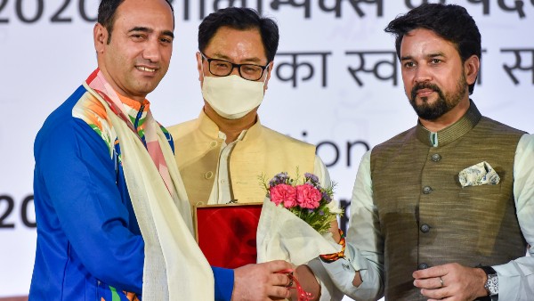 সিংঘরাজ আদানা (শ্যুটিংয়ে রূপো) : সিংঘরাজ আদানা (শ্যুটিংয়ে রূপো) :