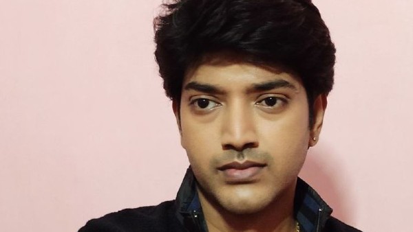 রিহ্যাব ঘুরে ফের স্বাভাবিক জীবনে, কেমন আছেন অভিনেতা শুভঙ্কর সাহা? রিহ্যাব ঘুরে ফের স্বাভাবিক জীবনে, কেমন আছেন অভিনেতা শুভঙ্কর সাহা?