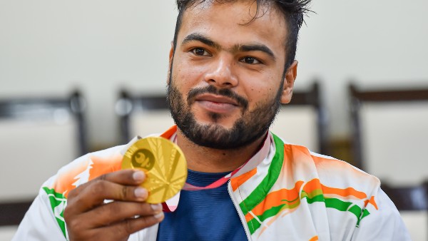 সুমিত আন্টিল: সুমিত আন্টিল: