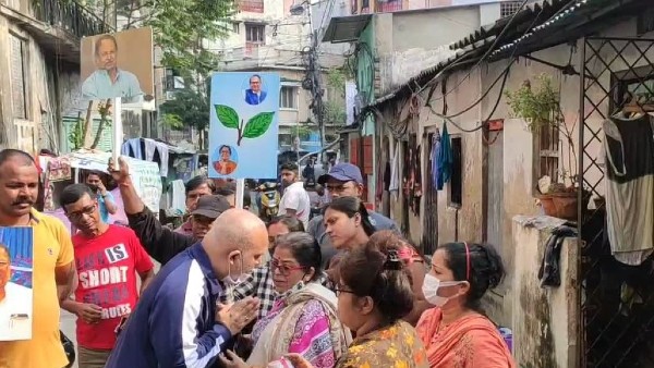 জোড়া পাতা নিয়ে প্রচার শুরু জোড়া পাতা নিয়ে প্রচার শুরু