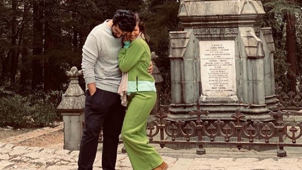 সম্পর্কে শিলমোহর দেন অর্জুন–মালাইকা