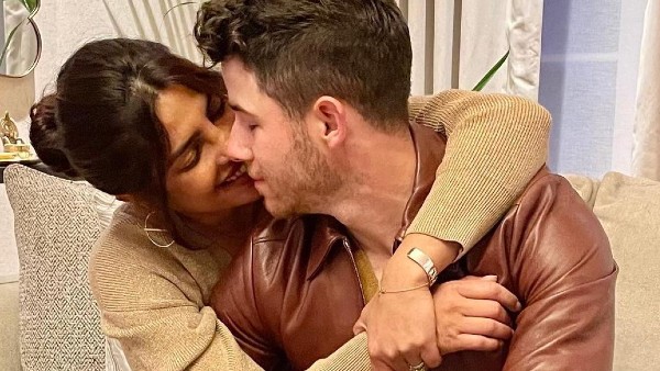 ডিভোর্স নিয়ে স্পষ্ট জবাব প্রিয়াঙ্কার ডিভোর্স নিয়ে স্পষ্ট জবাব প্রিয়াঙ্কার