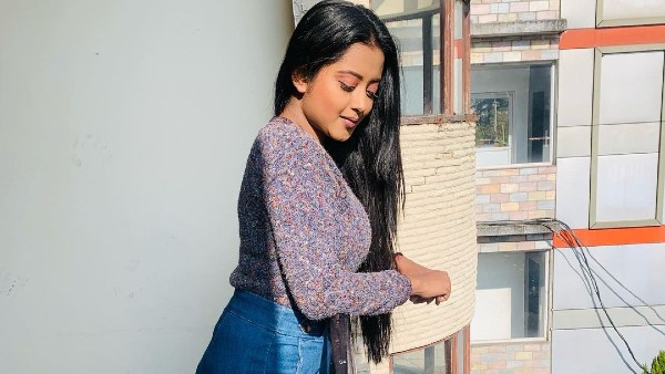 কেন কটাক্ষের মুখে পড়লেন অভিনেত্রী