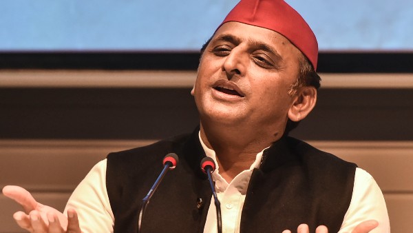 অখিলেশের শুভেচ্ছা