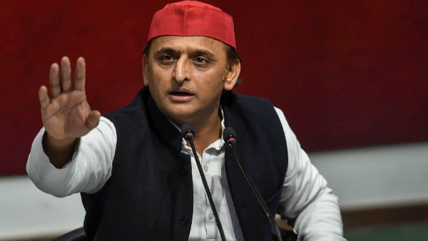 কোভিড বিধি ভাঙছে বিজেপি